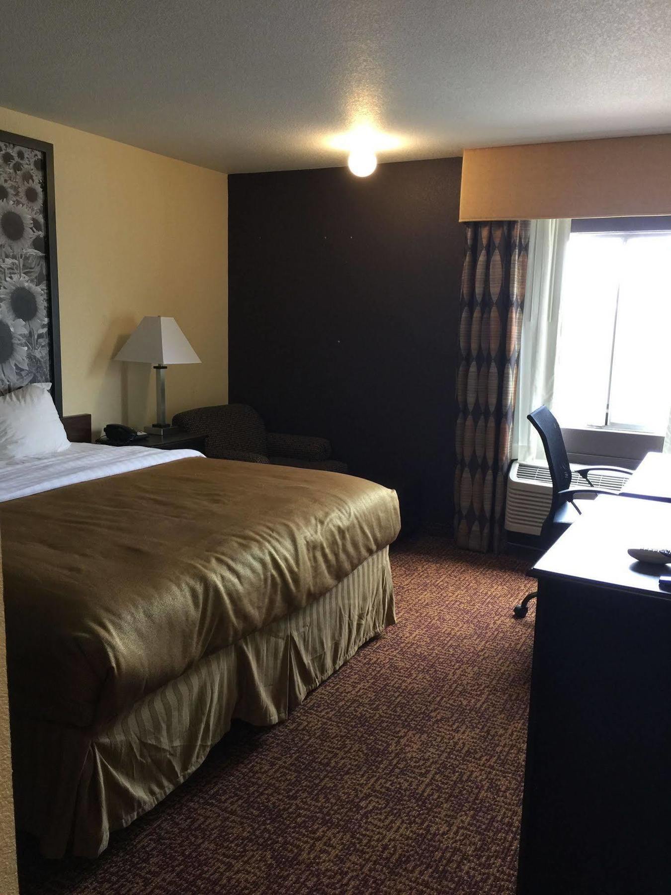 Super 8 By Wyndham Des Moines Hotel Exterior foto