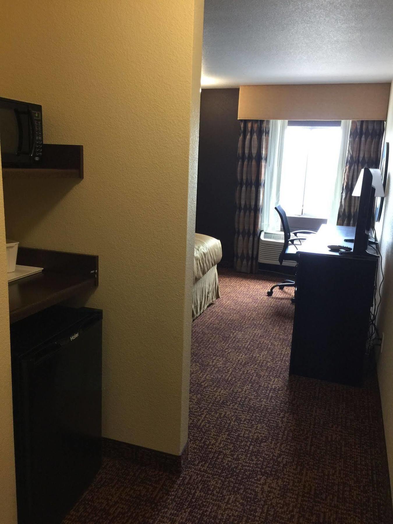 Super 8 By Wyndham Des Moines Hotel Exterior foto