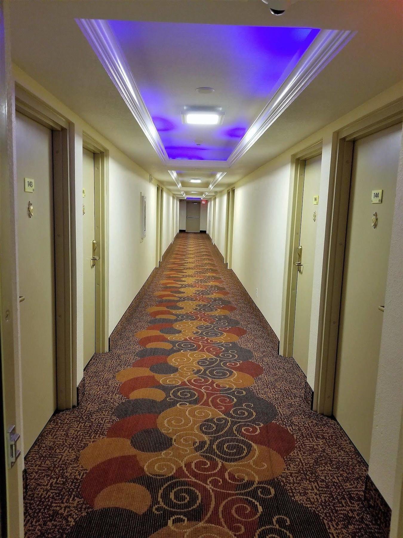 Super 8 By Wyndham Des Moines Hotel Exterior foto