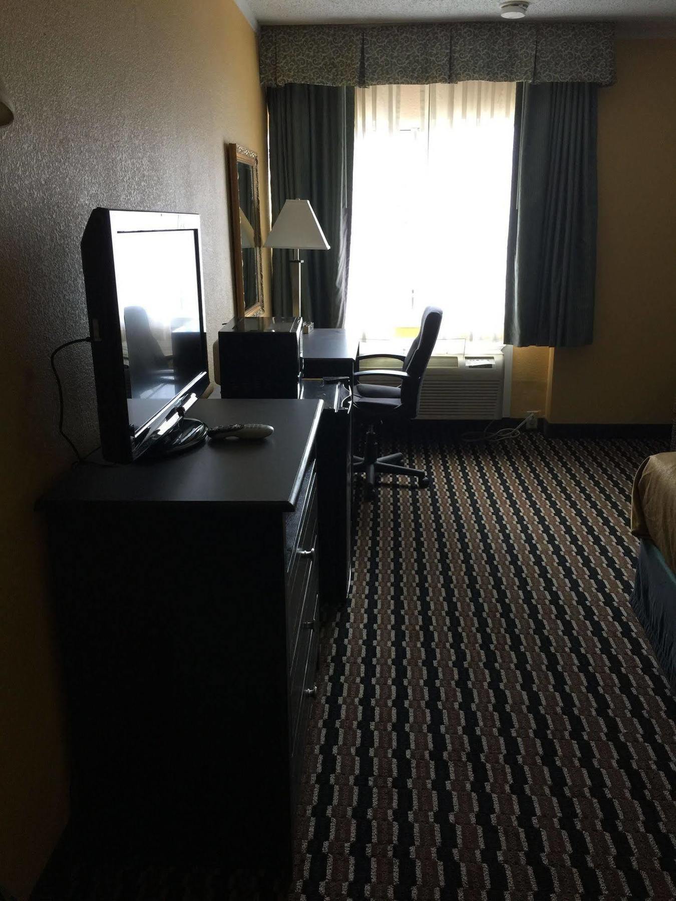 Super 8 By Wyndham Des Moines Hotel Exterior foto